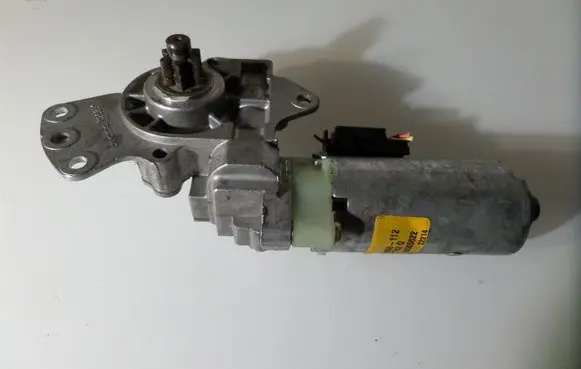 Audi A6 S6 C5 4B Seat adjustment motor 196851 380959762Q 288918498112