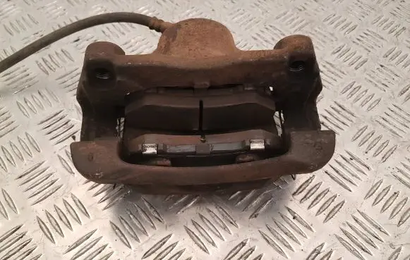 Nissan X-Trail T32 Front brake caliper 410114BA0C