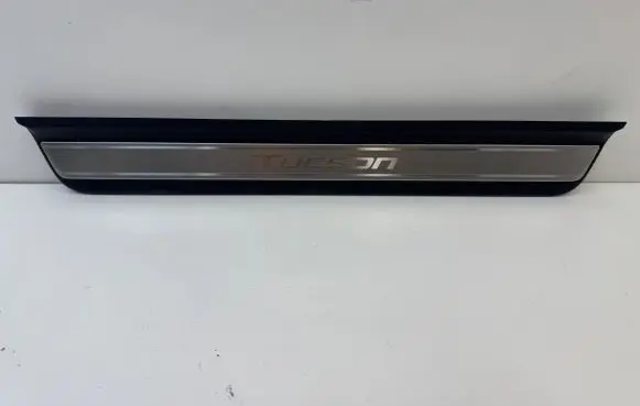 Hyundai Tucson IV NX4 Front sill trim cover 85883N7500