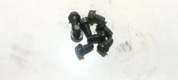 Suzuki Swift I Nuts/bolts 
