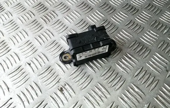 Mercedes-Benz ML W164 ESP acceleration yaw rate sensor A0045423818