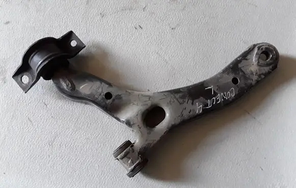 Ford Connect Front lower control arm/wishbone 4T163051AA