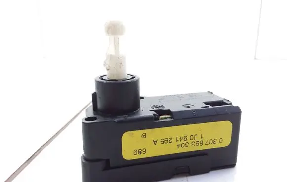 Volkswagen New Beetle Headlight level adjustment motor 1J0941295A 0307853304