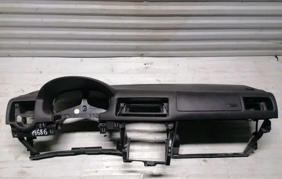 Volkswagen Golf IV Dashboard 1J1857003B
