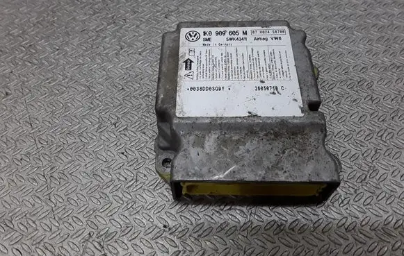 Skoda Octavia Mk2 (1Z) Airbag control unit/module 1K0909605M 5WK43411
