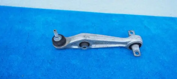 Tesla Model 3 Front control arm 1044341-00-D