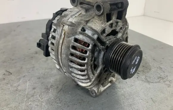 Audi A4 S4 B8 8K Generator/alternator