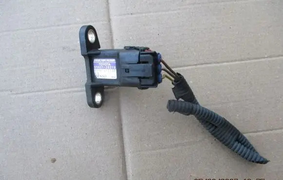 Toyota Land Cruiser (J150) Air pressure sensor 8942120210