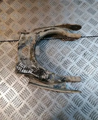 Peugeot 407 Front lower control arm/wishbone 446332C