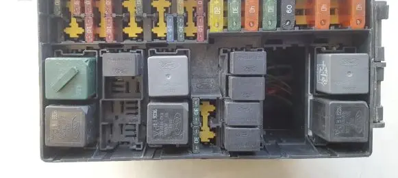 Ford Focus Fuse box set 98AG14A142AC D00MB