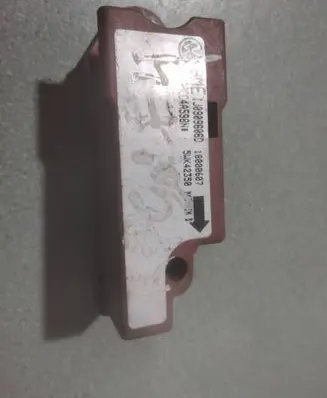 Volkswagen Golf IV Airbag deployment crash/impact sensor 1J0909606D 18000607 5WK42350