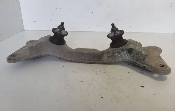 BMW 3 E90 E91 Gearbox mounting bracket 22316778033
