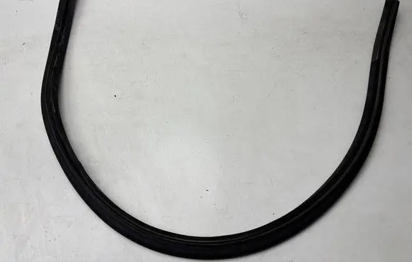 Audi A3 S3 8V Engine compartment rubber 
