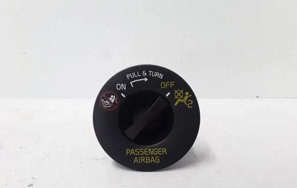 Passenger airbag on/off switch