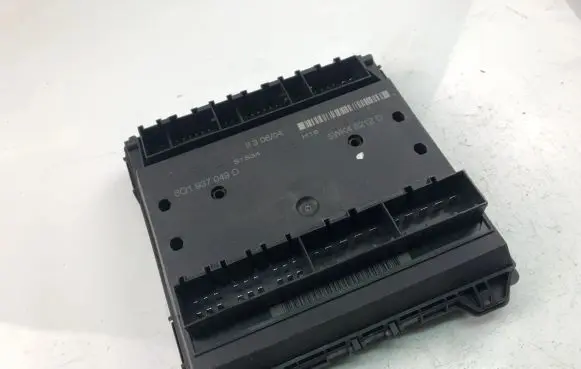 Volkswagen Polo Other control units/modules 6Q1937049D