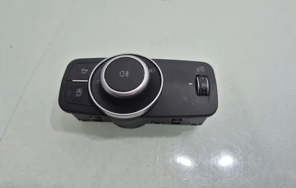 Alfa Romeo Stelvio Light switch 01561323270