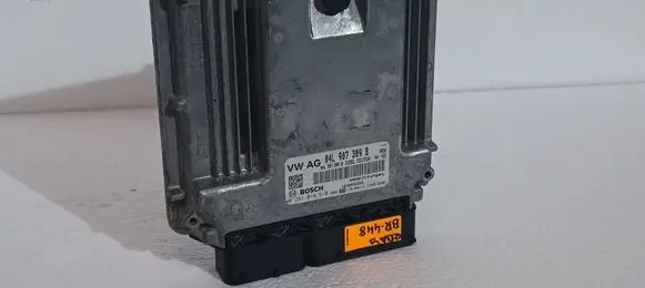 Skoda Octavia Mk3 (5E) Engine control unit/module 0281018510
