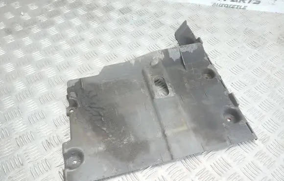 Nissan Qashqai+2 Rear underbody cover/under tray 74818BR11A