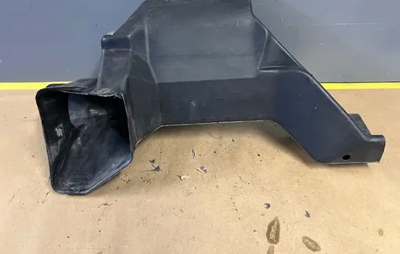 Chevrolet Corvette Cabin air duct channel 1404950