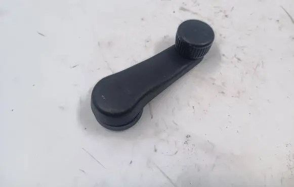 Seat Toledo II (1M) Rear door window winding handle 1H0837581D