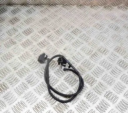 Windshield washer spray nozzle
