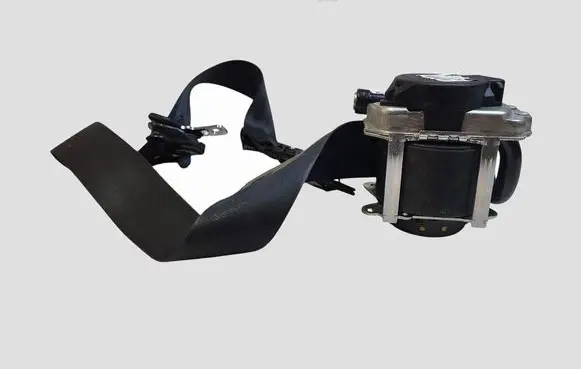 Volvo V40 Front seatbelt 31390454 619946000