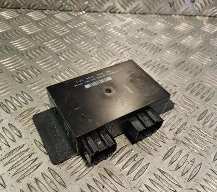 Volkswagen PASSAT B5 Central body control module 1J0959799AH