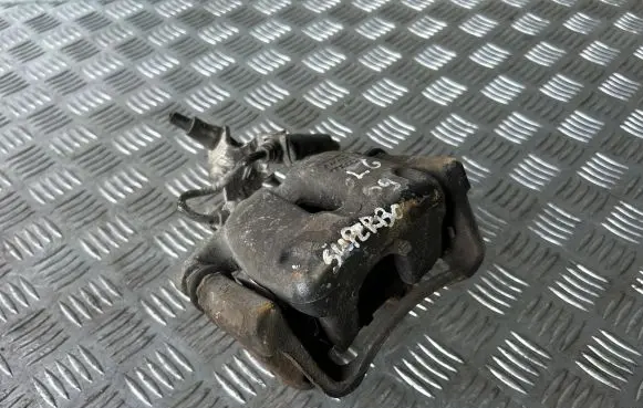 Skoda Superb B6 (3T) Rear brake caliper