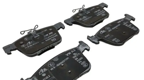 Audi Q3 F3 Brake pads (front) 5Q0698451Q