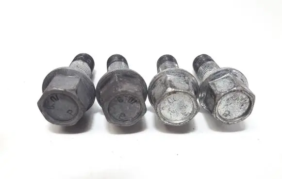 BMW 3 E46 Nuts/bolts 