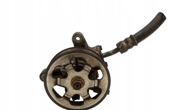 Honda CR-V Power steering pump 