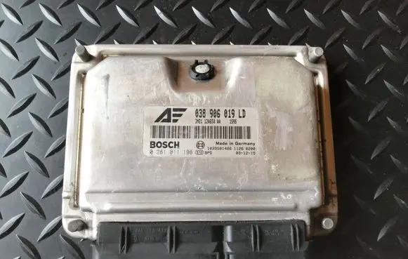 Ford Galaxy Engine control unit/module 038906019LD 0281011198 3M2112A650AA