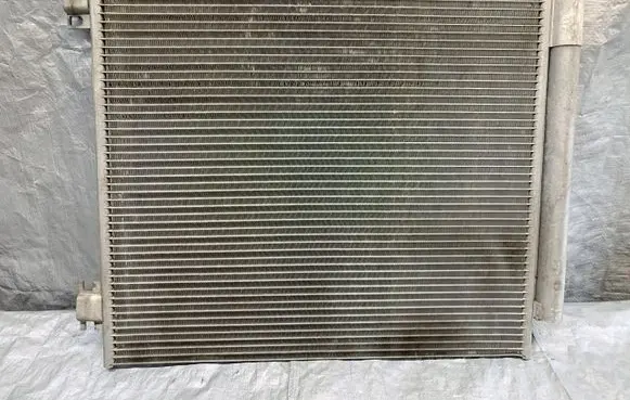 Nissan Qashqai A/C cooling radiator (condenser) 92110-00Q0E