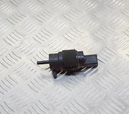 Audi A4 S4 B9 8W Windscreen/windshield washer pump 8K5955647