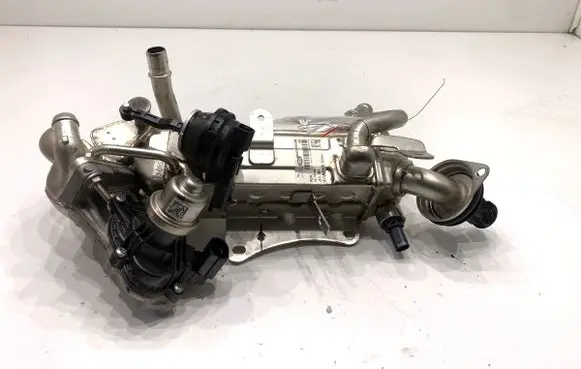 Land Rover Range Rover Evoque L551 EGR valve M4D39U438