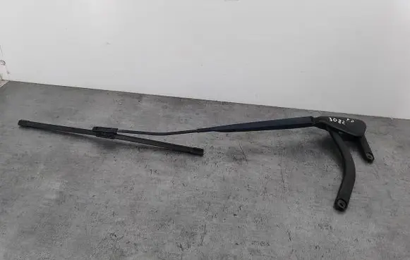 Renault Scenic II - Grand scenic II Front wiper blade arm 8200422219