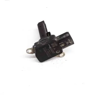 Toyota Hilux (AN10, AN20, AN30) Mass air flow meter 1974005270 2220430020