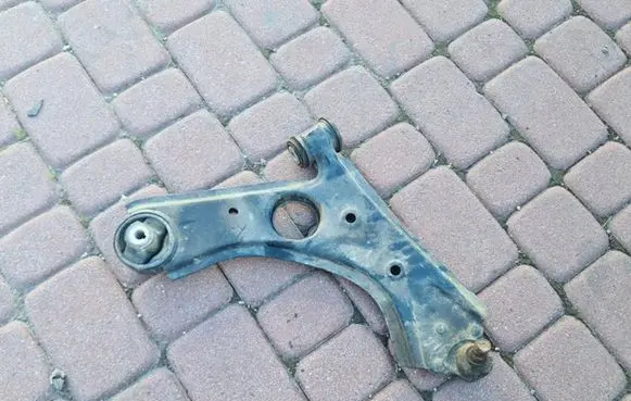 Fiat Doblo Front lower control arm/wishbone 