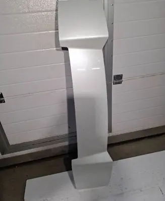 Tailgate/trunk spoiler