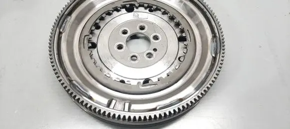 Skoda Kamiq Flywheel 04C105266F