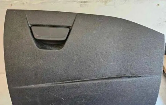 Ford Focus Glove box 44ZG29022
