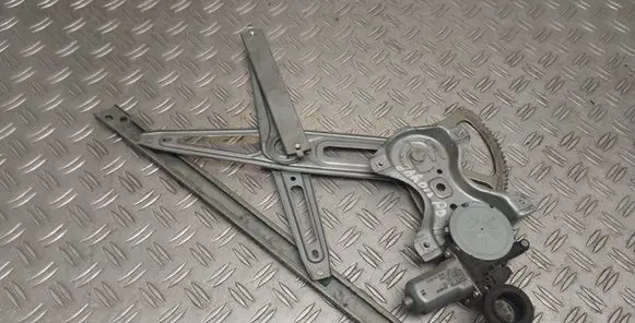 Toyota Yaris Front door window regulator with motor 857100D100