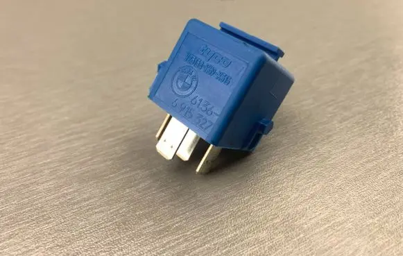 BMW 5 E60 E61 Other relay 61366915327 6915327 61364107225