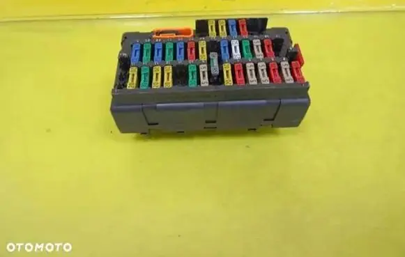 Citroen Xsara Fuse box set 95685912
