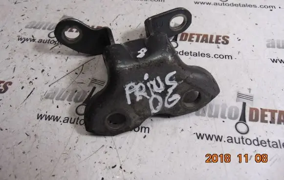 Toyota Prius (XW20) Rear door upper hinge