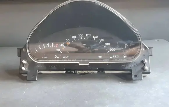 Mercedes-Benz A W168 Speedometer (instrument cluster) A1685404011