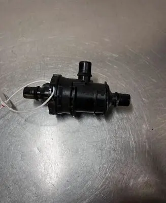 Renault Trafic III (X82) Electric auxiliary coolant/water pump 112446