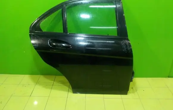 Mercedes-Benz C W204 Rear door PRAWE