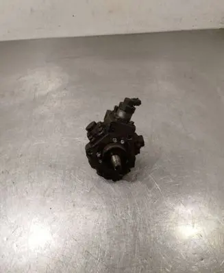Hyundai i30 Fuel injection high pressure pump 331002A420 1271968 0445010206