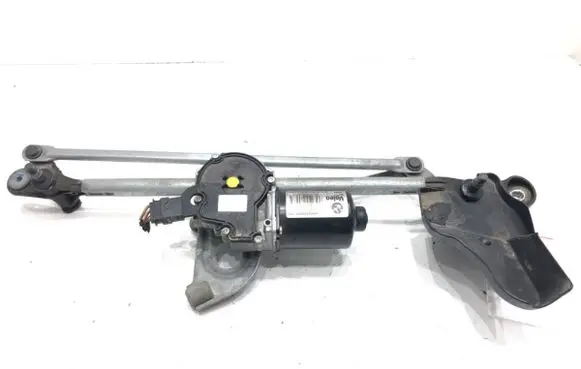 Front wiper linkage and motor